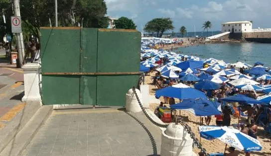 Guarda Civil restringe acesso ao Porto da Barra para evitar aglomerações