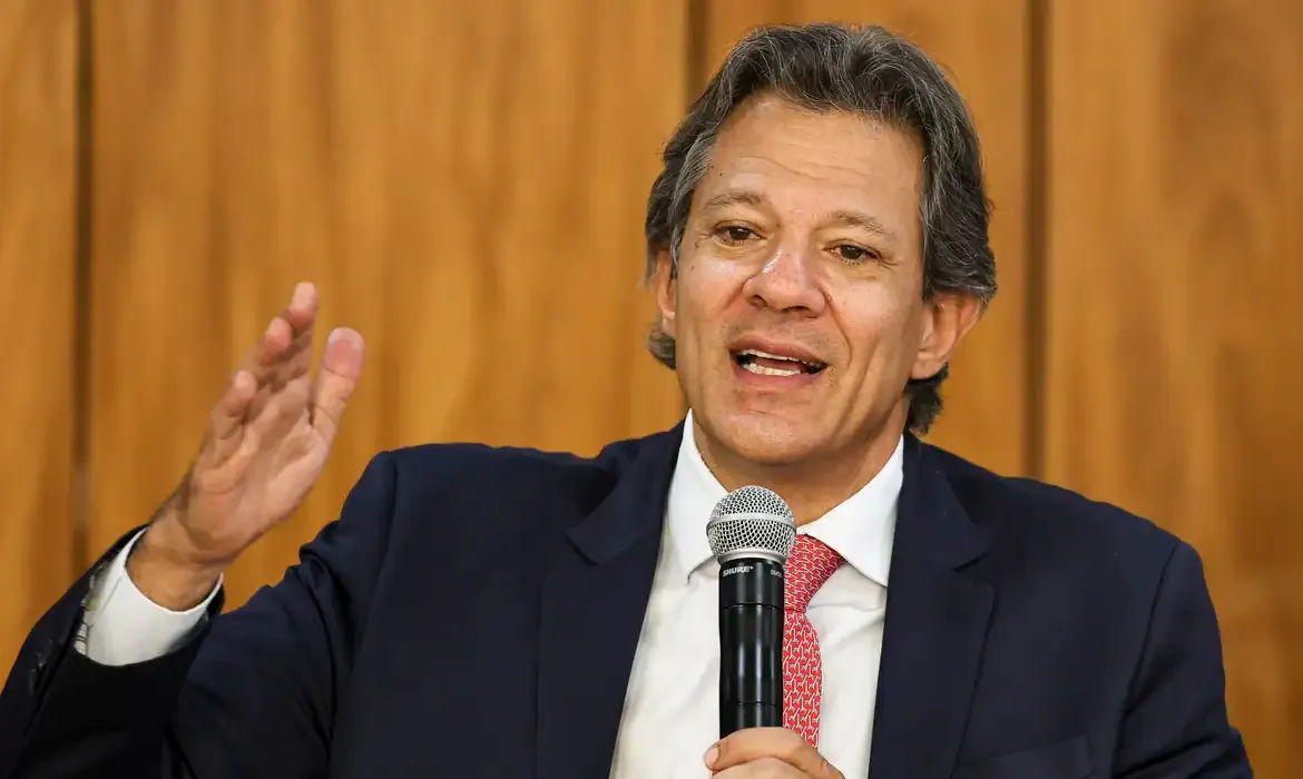 Até 600 sites de bets serão banidos nos próximos dias, afirma Haddad