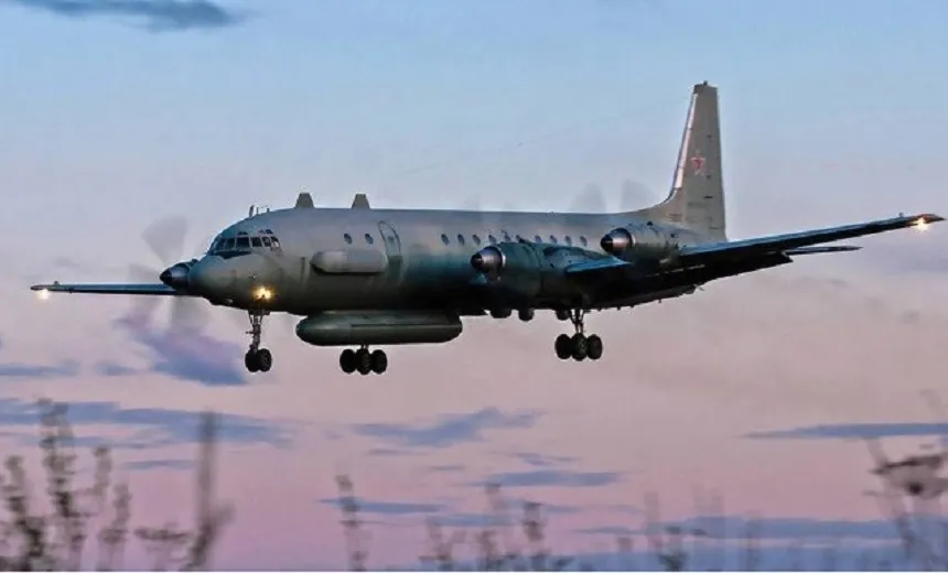 Avião com 15 militares russos foi abatido por míssil sírio, diz ministério