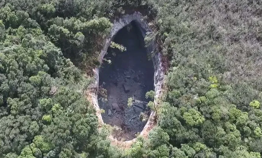 Cratera em Vera Cruz aumenta e chega a quase 80 metros de de comprimento