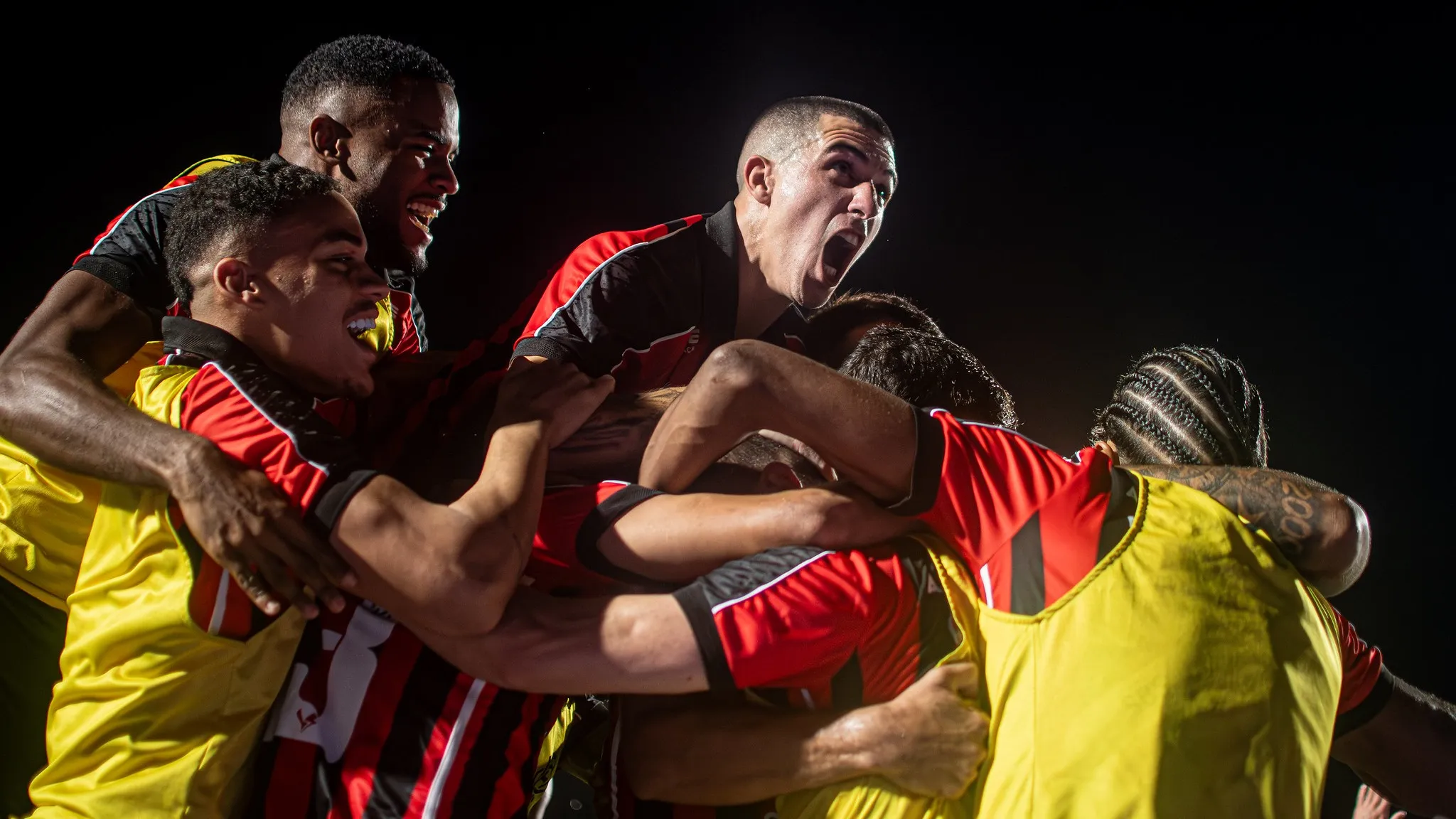 Vitória volta ao top 20 do ranking da CBF após 7 anos