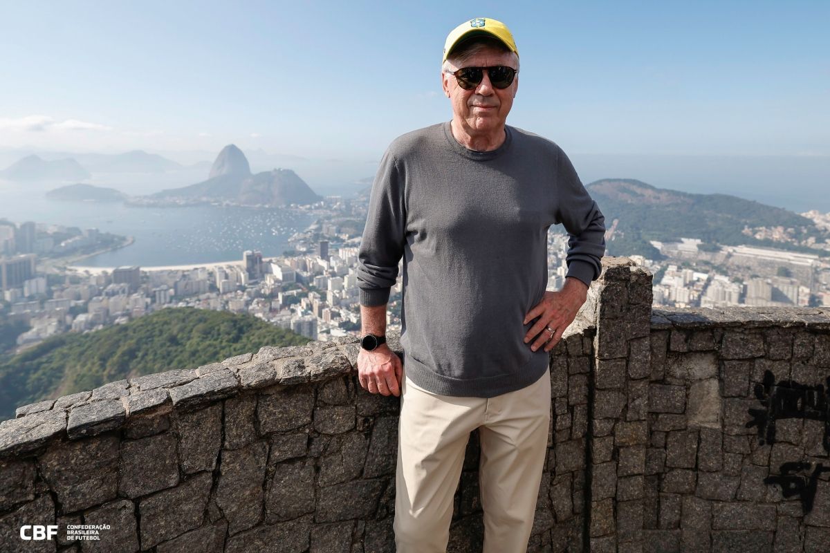 Carlo Ancelotti e sua comissão estão acompanhando jogos de atletas que atuam no Brasil. Foto: Rafael Ribeiro/CBF