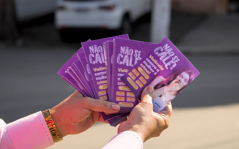 No Brasil, v&iacute;timas ou testemunhas podem denunciar casos de viol&ecirc;ncia pelo telefone 180 (Central de Atendimento &agrave; Mulher), com atendimento gratuito e sigiloso 24 horas/Foto: Divulga&ccedil;&atilde;o&nbsp;