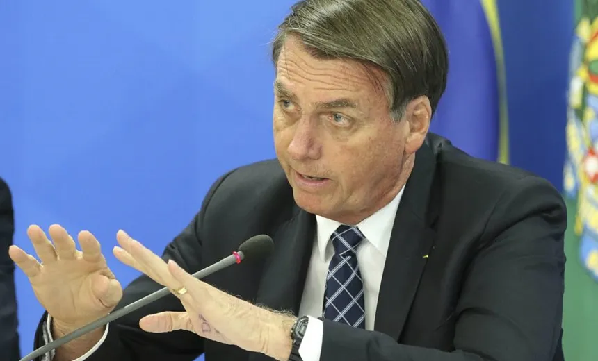 Bolsonaro manda suspender uso de radares nas rodovias federais; entenda
