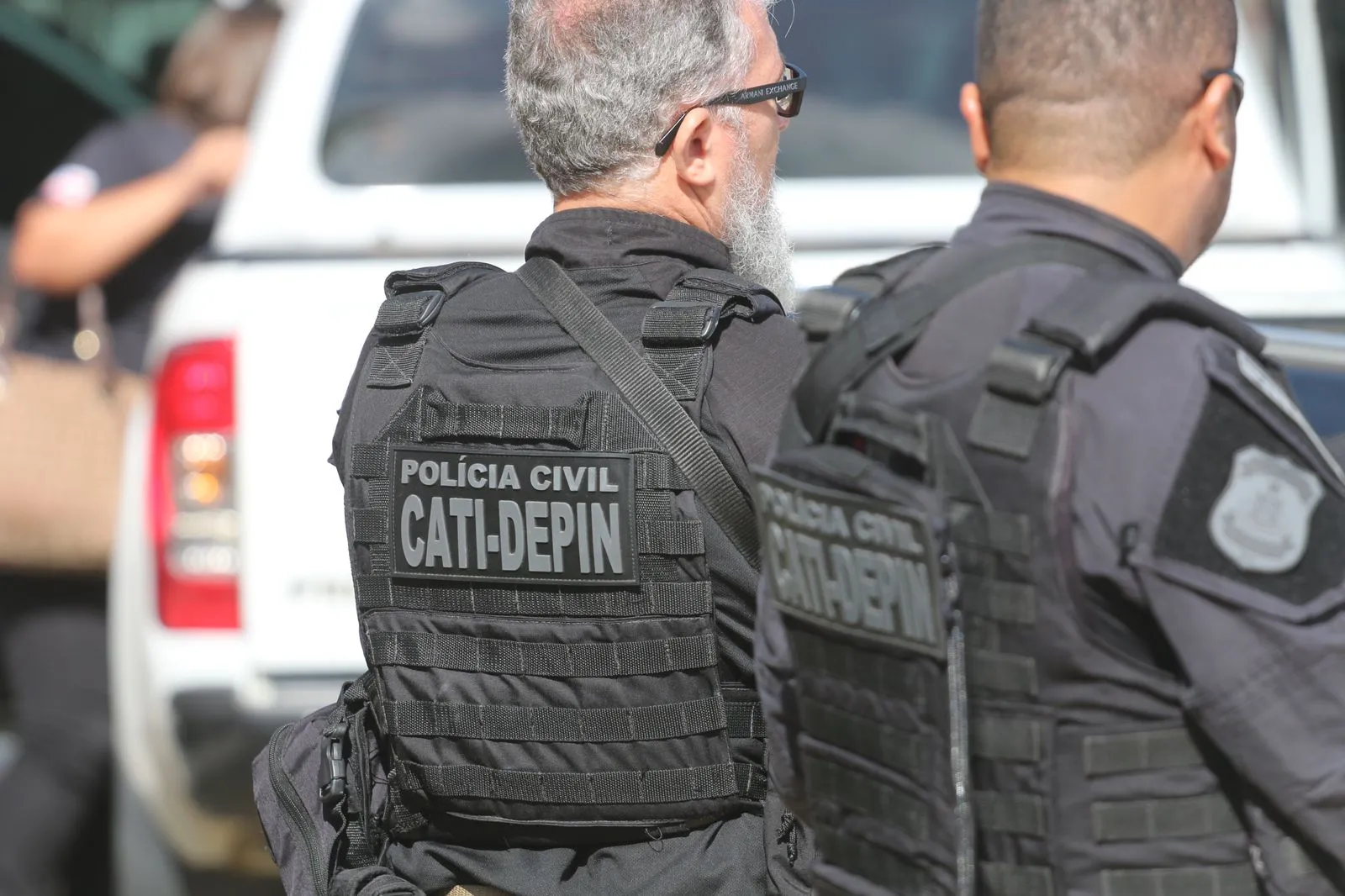 Operação contra o tráfico de drogas prende cinco pessoas na Bahia e no DF