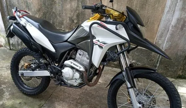 Polícia prende assaltante que se passava por entregador de aplicativo na Graça