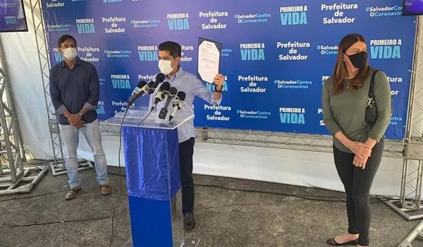 "Tenho disposição de conversar", diz ACM Neto sobre declaração de Rui que alia DEM e PT