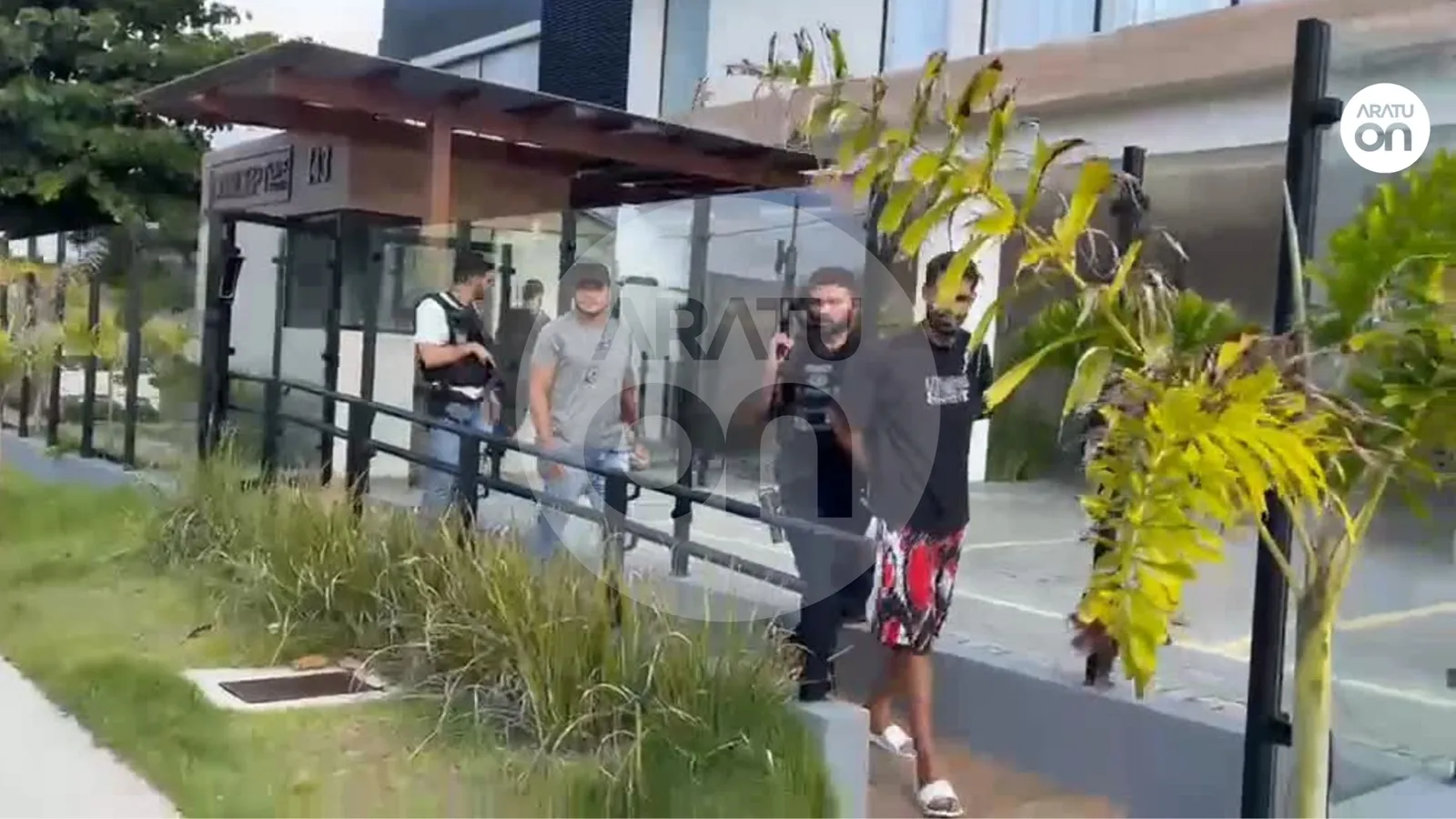 VÍDEO: Veja quem foi preso em operação sobre 'Rainha do Privacy'