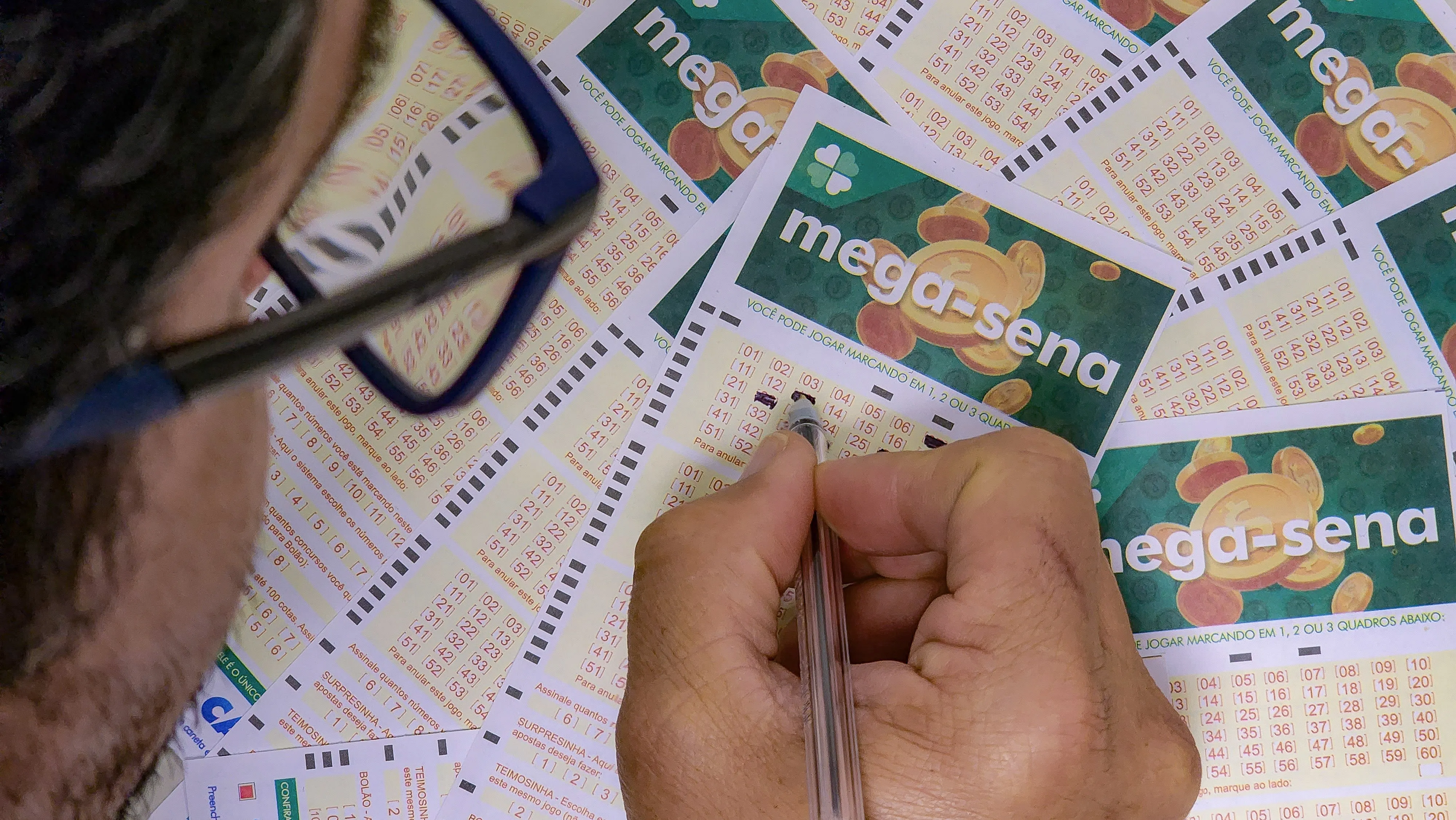 Três apostas da Bahia acertam a quina da Mega-Sena e levam R$ 48 mil