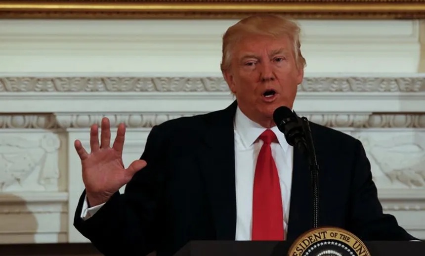 Trump recua e assina ordem para que EUA evitem separar pais e filhos