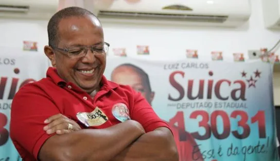 Vereador de Salvador ironiza bolsonaristas; “Quem botou fogo no carvão molhado que assopre”