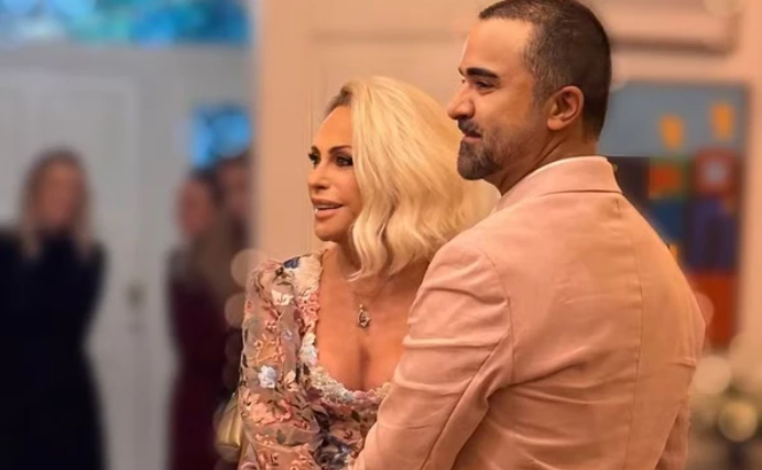 Ana Maria e Fábio Arruda em cerimonia do casamento.  /  Foto: Reprodução / Rede Social 