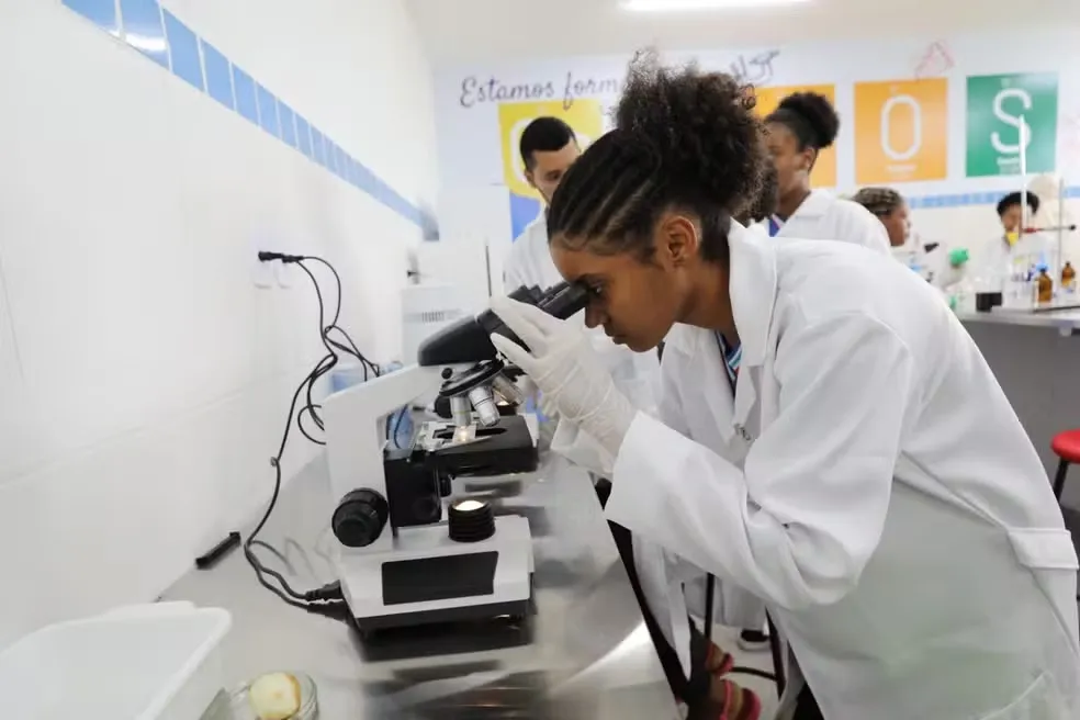 Bahia abre vagas para 41 cursos técnicos gratuitos; saiba como se inscrever