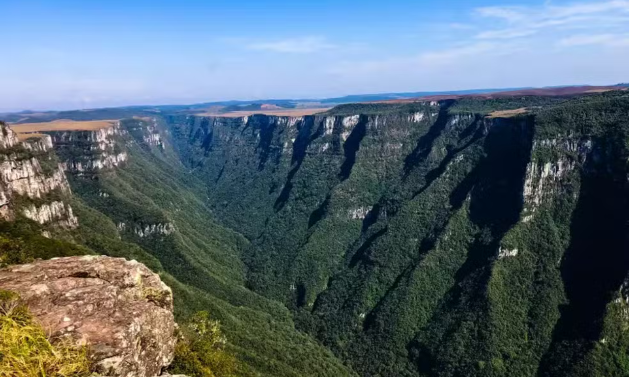 Criança morre após cair em cânion no RS; resgate levou cerca de 10 horas.Foto: Divulgação | Prefeitura de Cambará do Sul