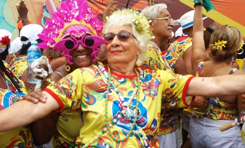 “Abadá surradinho”: foliões contam quais são as saudades dos carnavais passados