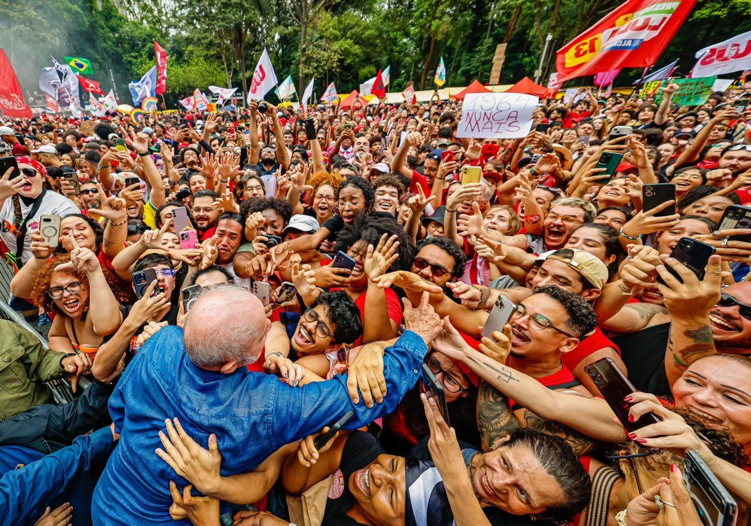 Na área da educação, Lula prometeu ampliar a oferta de escolas de tempo integral até o ensino médio. | Foto: Agência Brasil