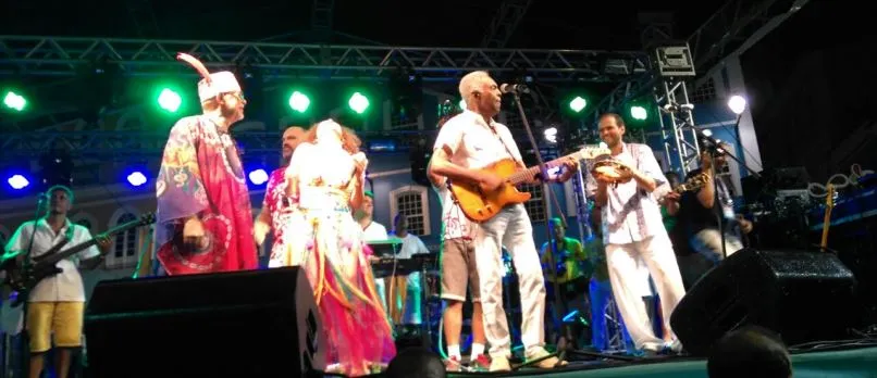 RENOVADO: Com vitalidade e emoção, Gilberto Gil presta homenagem à Tropicália no Pelourinho