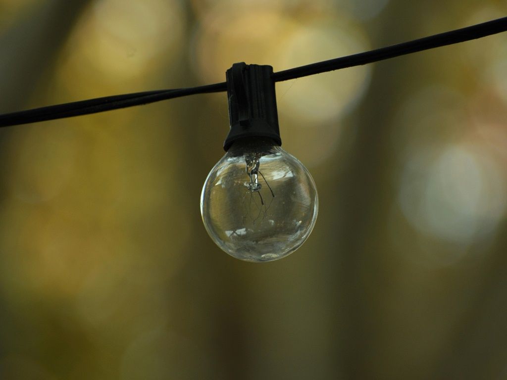 O Procon-Ba cobra explicações e medidas da Coelba após falhas no fornecimento de energia em mais de 20 municípios da Bahia. Foto: Ilustrativa/Pexels