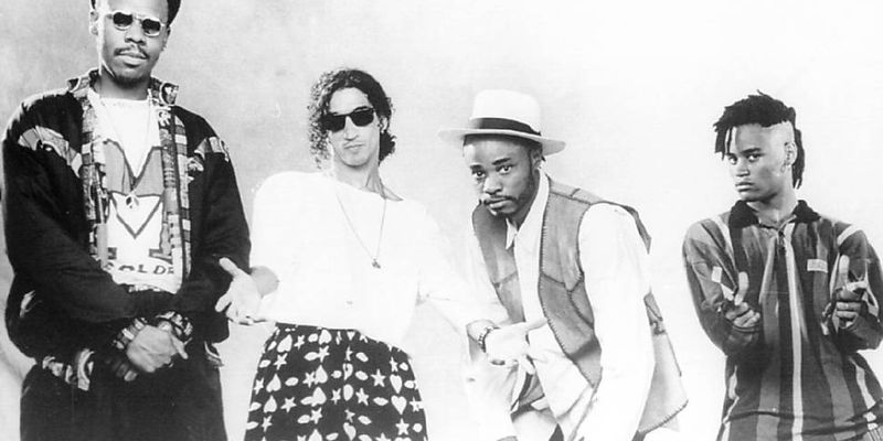 Lançada em 1999, “Girassol” faz parte do álbum Perto de Deus, um dos maiores sucessos da banda Cidade Negra/Foto: Reprodução 