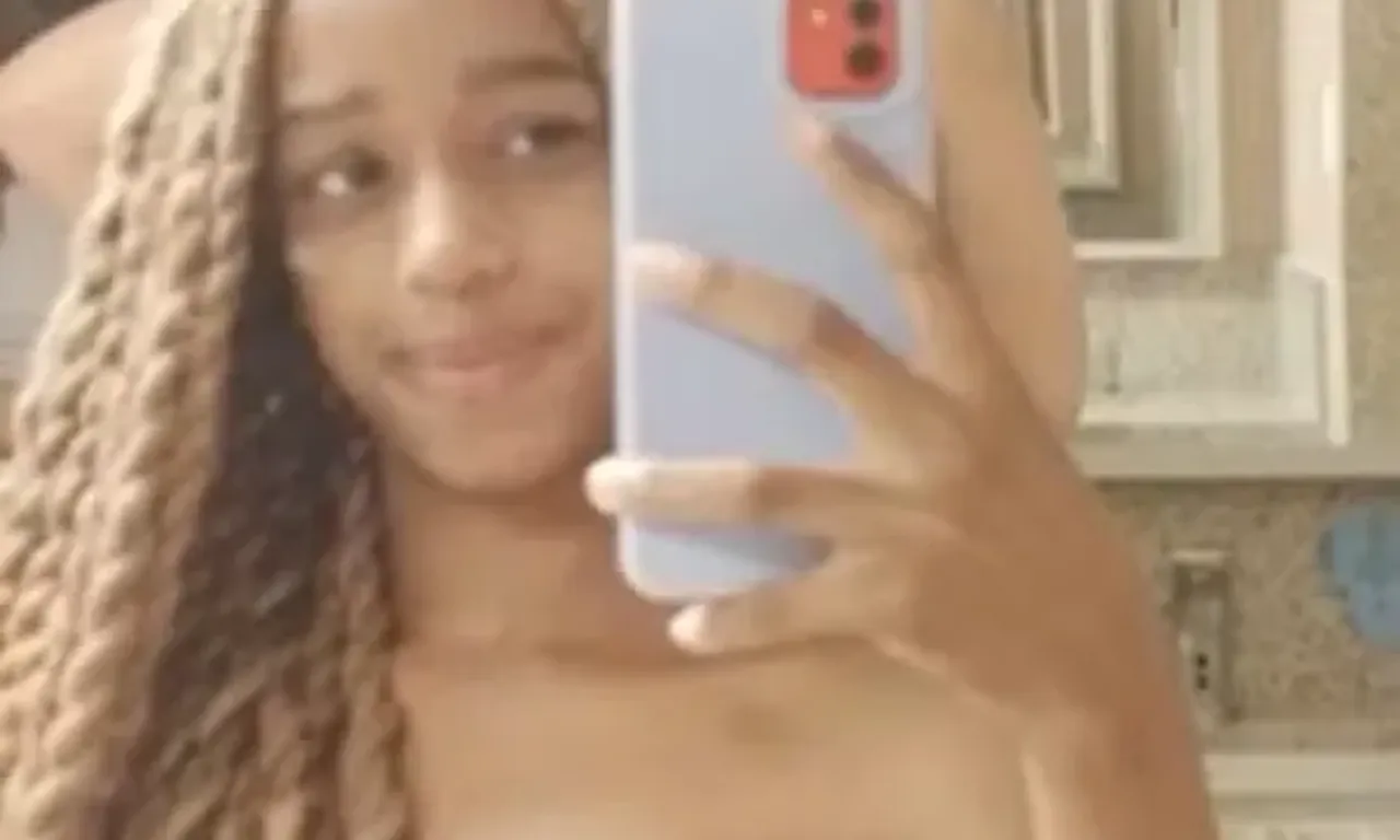 Thamires Pereira, de 14 anos, foi vista pela &uacute;ltima vez no bairro de Itinga, em Lauro de Freitas, onde estuda. | Foto: Redes Sociais