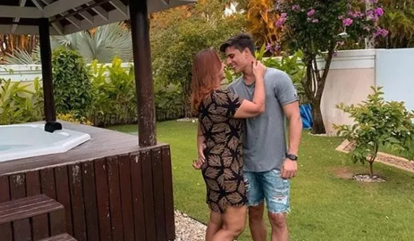Termina romance entre mãe de Neymar e Tiago Ramos, diz colunista