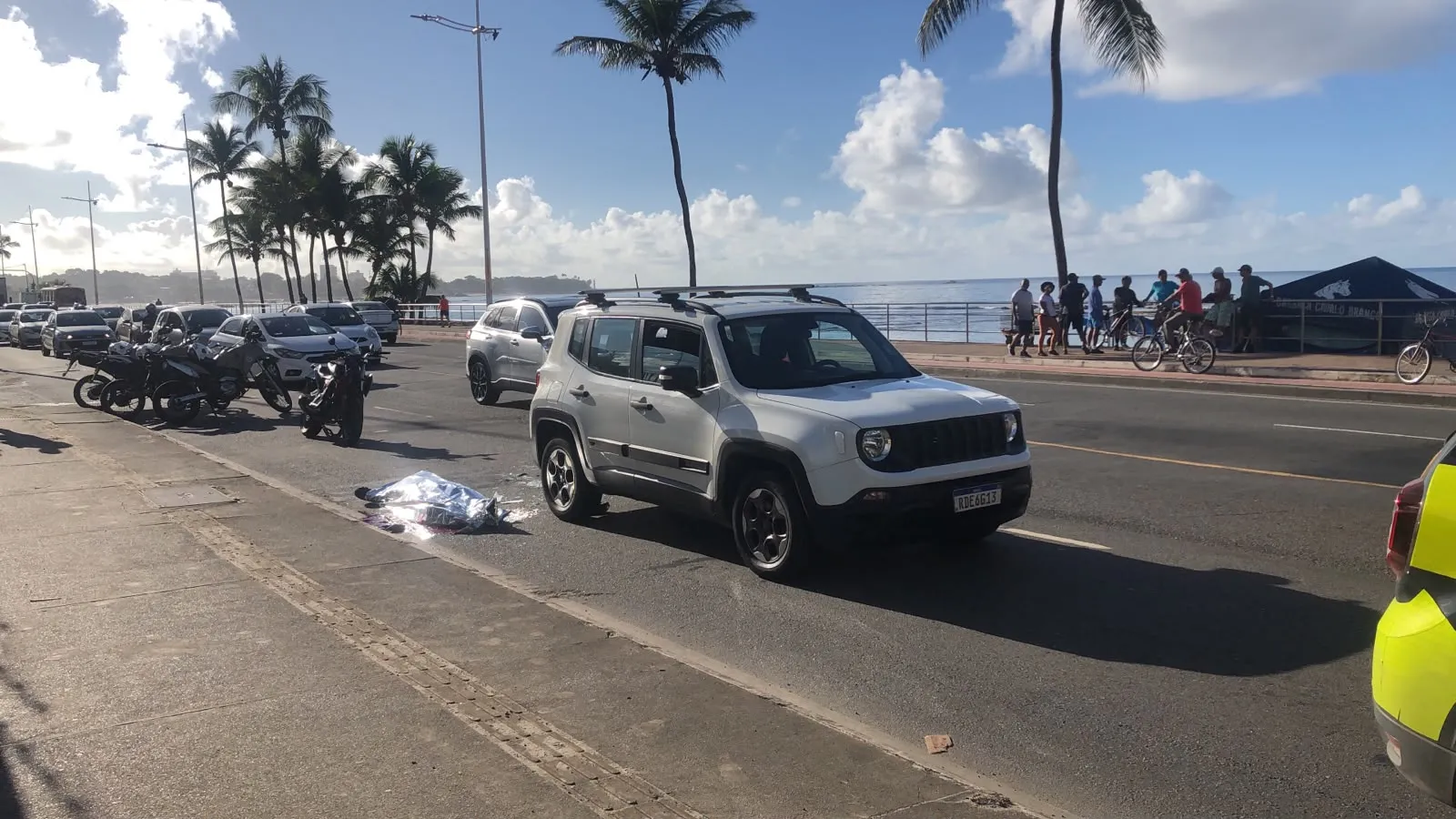 Adolescente de 14 anos morre após colisão entre moto e Jeep em Salvador