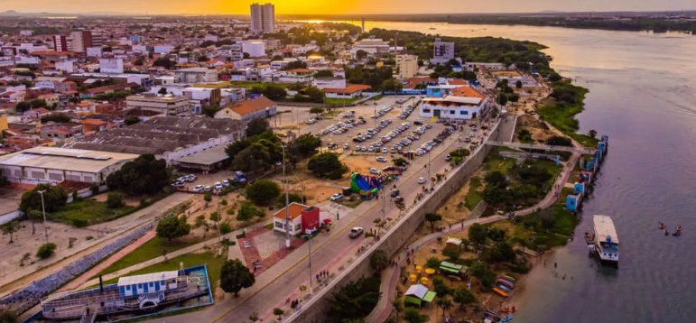 A mulher é suspeita de ser responsável por receber valores de um esquema de lavagem de dinheiro de uma organização criminosa com atuação nacional. | Foto: Prefeitura de Juazeiro