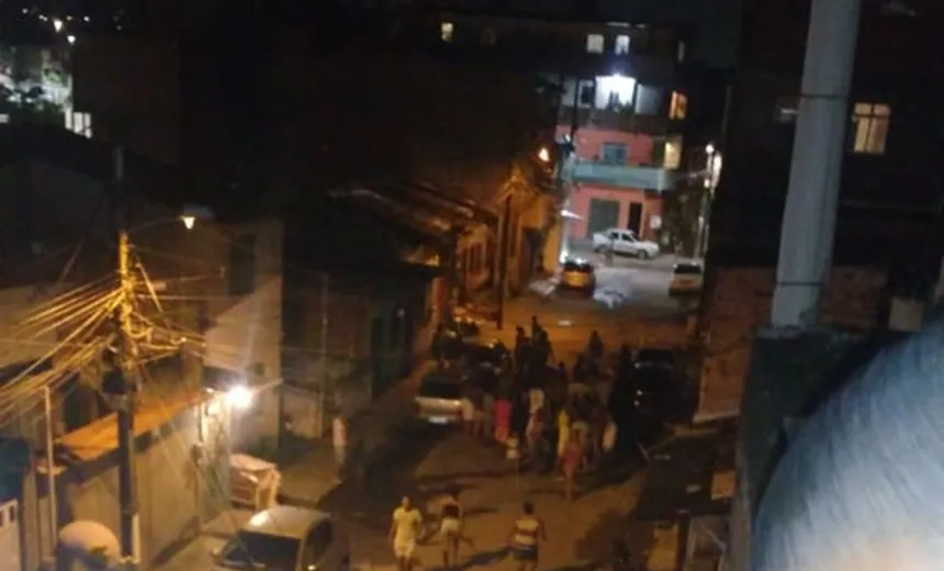 Dupla morre após confronto com a PM na Massaranduba; vídeo mostra movimentação de viaturas