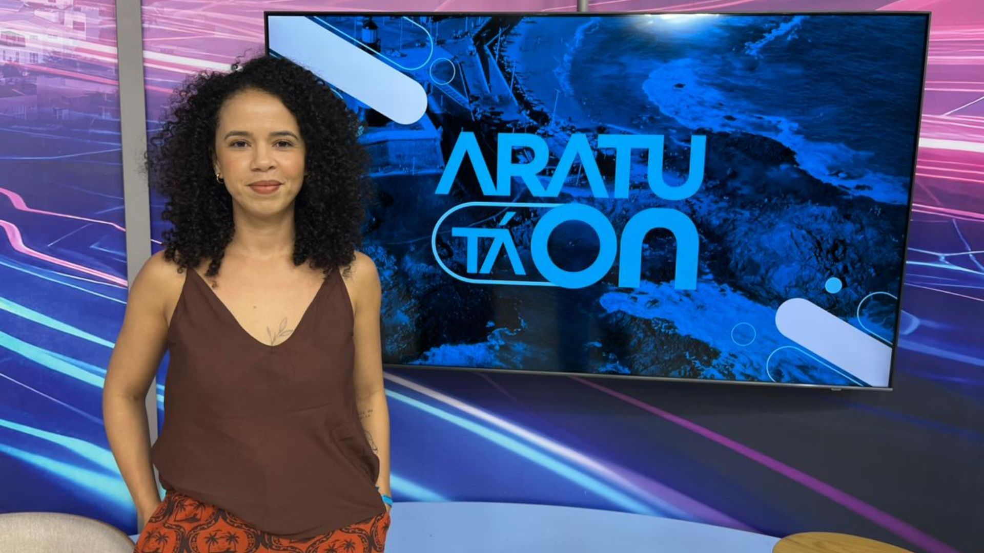 Psic&oacute;loga Maiumi Souza falou sobre sa&uacute;de mental no Aratu T&aacute; On | Foto: Juana Castro/Aratu On