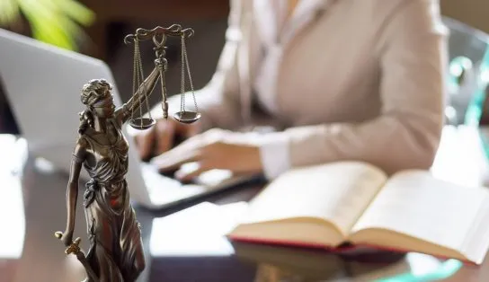 Concurso de artigos premiará advogados com bolsa de estudo nos EUA 