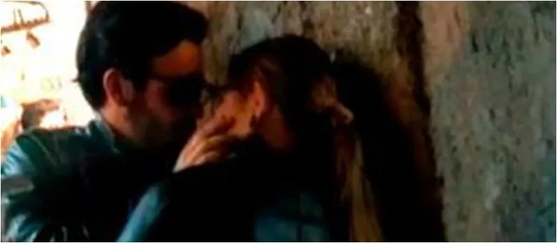 ‘AMANTE NÃO TEM LAR’: Marília Mendonça é flagrada beijando ator comprometido; Veja vídeo