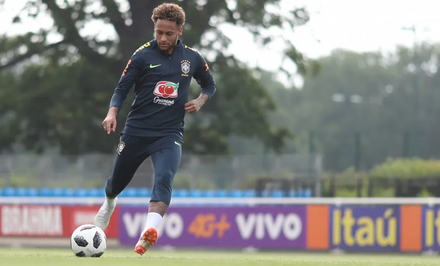 Sem jogar desde fevereiro, Neymar está fora de time titular em amistoso com a Croácia