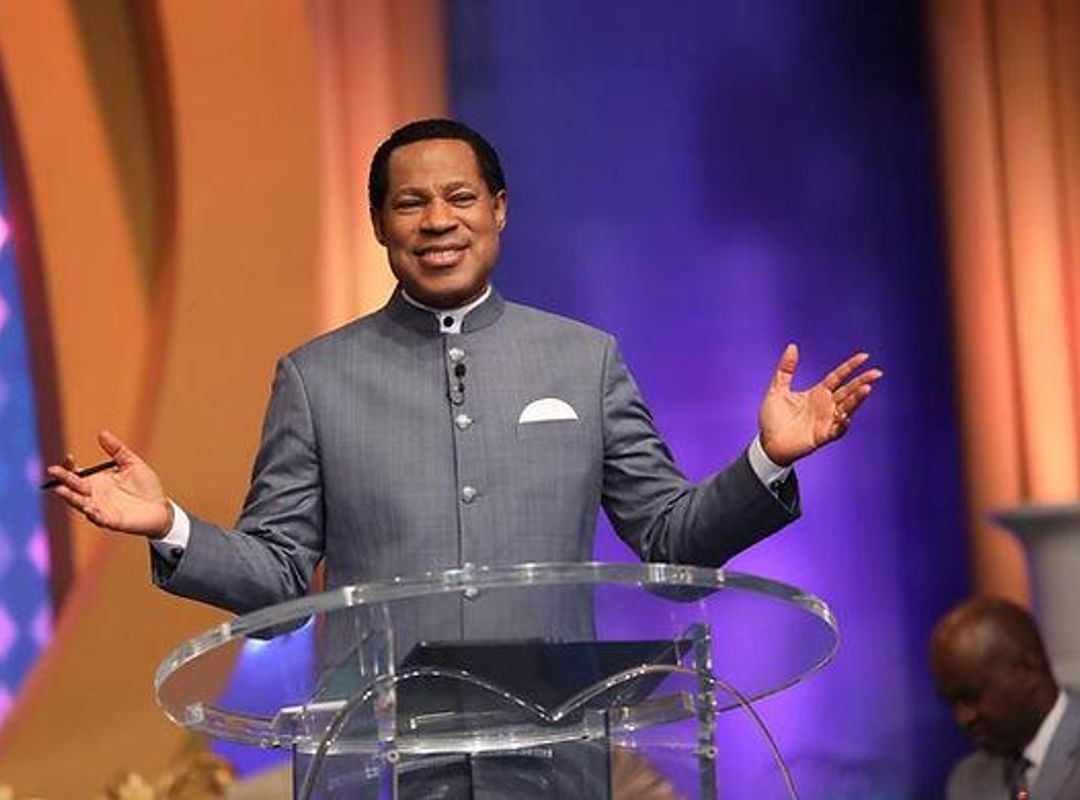 Pastor Chris Oyakhilome Participa De Cruzada De Cura Com Transmiss&atilde;o Global 3