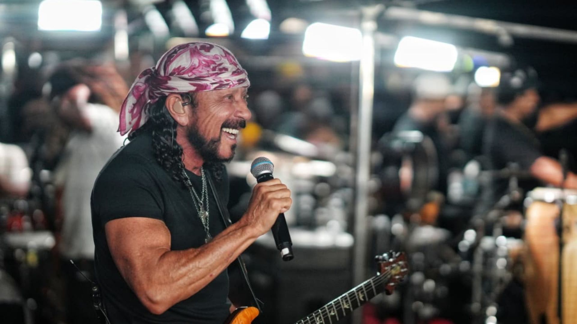 Bell foi um dos artistas no Carnaval de Bras&iacute;lia; Foto: Fred Pontes
