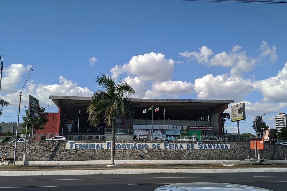 Condenado por abuso sexual &eacute; preso na rodovi&aacute;ria de Feira de Santana. Foto: Reprodu&ccedil;&atilde;o/&Aacute;guia Branca