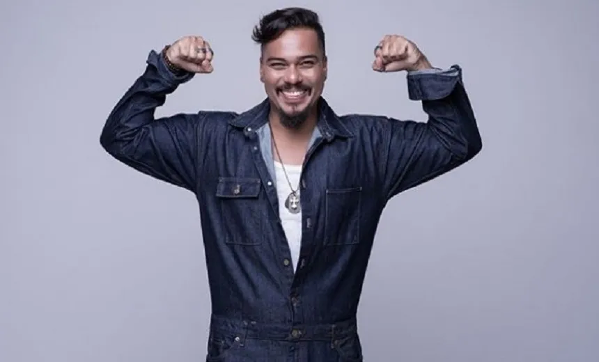 Vocalista da banda “Sorriso Maroto” recebe liberação médica para voltar aos palcos