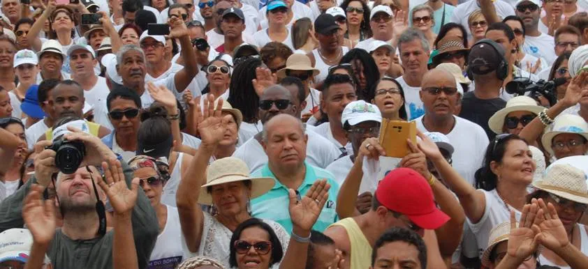 Por mormaço, temperatura chega a 32º e cortejo do Bonfim é feito a &#8216;passos de formiga&#8217;; Veja fotos e infográfico