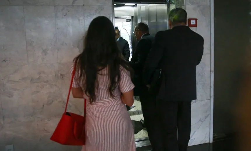 Após confissão sobre matar ministro, PF faz busca e apreensão em apartamento de Rodrigo Janot