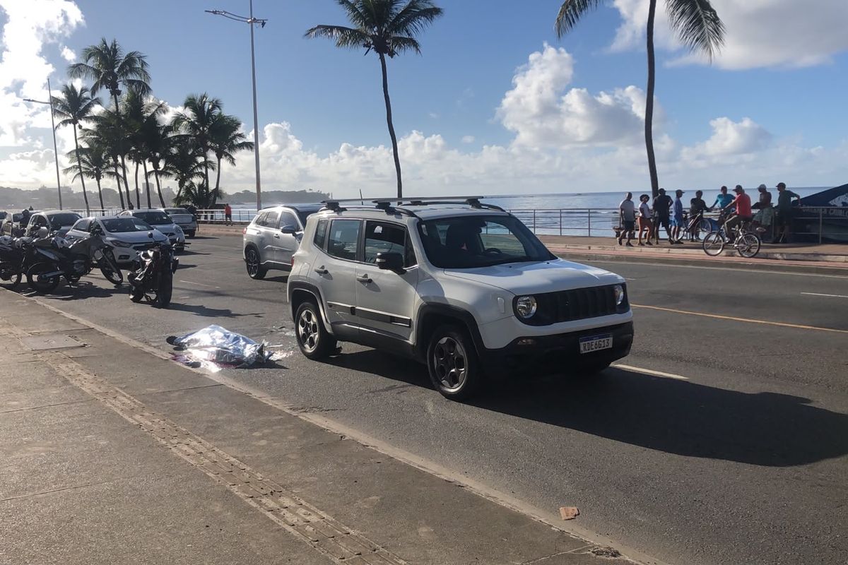 Adolescente de 14 anos morre em acidente de tr&acirc;nsito no bairro de Piat&atilde;, em Salvador. Foto: V&iacute;tor Castro | TV Aratu
