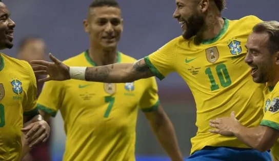 Brasil abre a Copa América com goleada sobre a Venezuela e lidera chave da competição