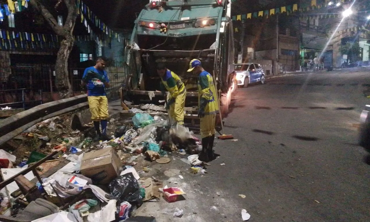 Mutirão da Limpurb reforça coleta de lixo em Salvador após fim da greve dos garis