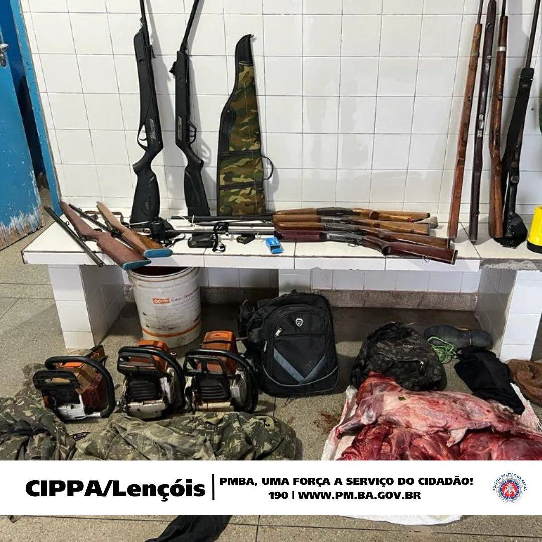 Caçadores são presos com pedaços de animais silvestres e 12 armas