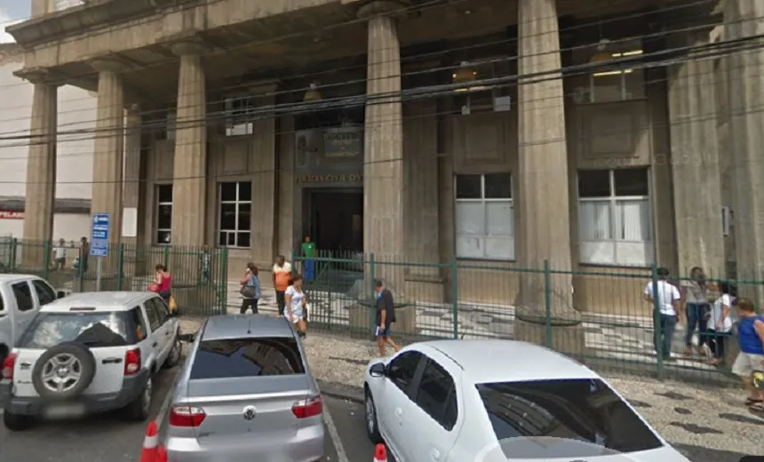 Autores de latrocínio durante assalto a ônibus em Paripe são capturados pela polícia