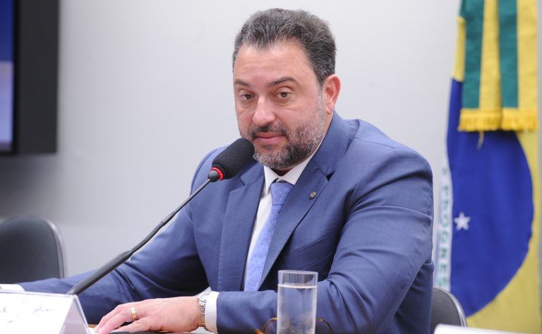 Subemenda de Átila Lira (PP-PI) estende a meia-entrada a todos os trabalhadores da educação básica. Foto: Renato Araújo / Câmara Dos Deputados