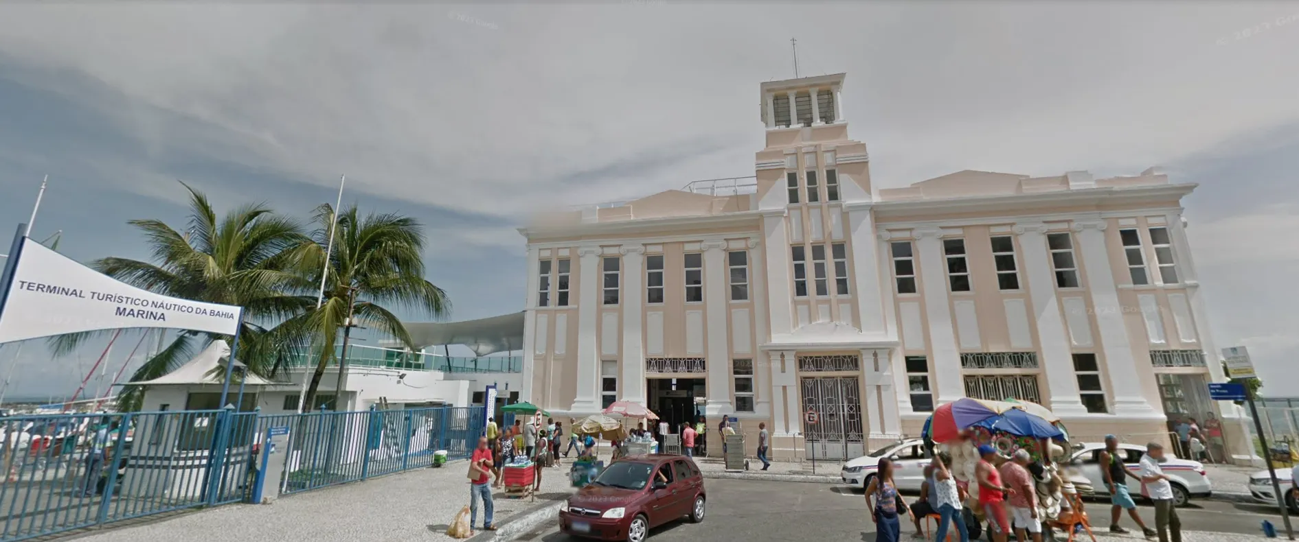 Terminal Náutico da Bahia no Comércio, em Salvador, onde funciona o transporte de lanchas para Vera Cruz