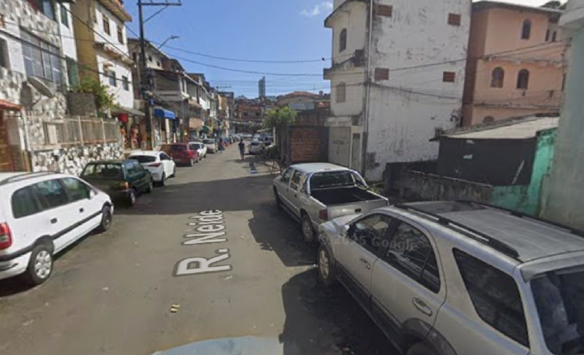 Homem foi executado com v&aacute;rios tiros na Rua Neide Gama. Foto: Reprodu&ccedil;&atilde;o | Google Maps