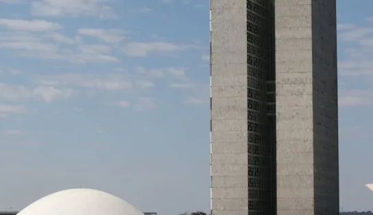 Congresso prorroga prazo de MP que cria o Auxílio Brasil; intenção é iniciar os pagamentos desse novo programa em novembro