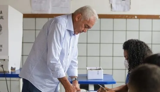 Otto Alencar vence com folga e se reelege senador pela Bahia