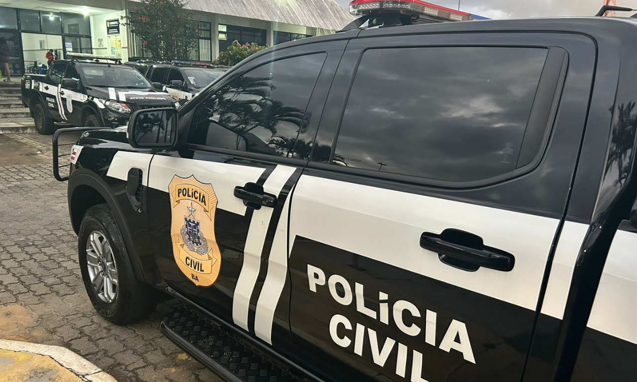 Mulher &eacute; presa por morte de ex em disputa pela guarda da filha na Bahia .Foto: PCBA