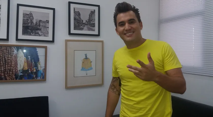 Emocionado, Tayrone relembra show do Arraiá do Galinho: “tenho muita vontade de tocar novamente”